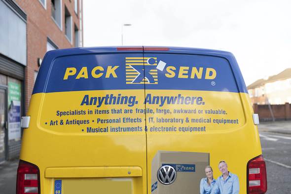PackSend van